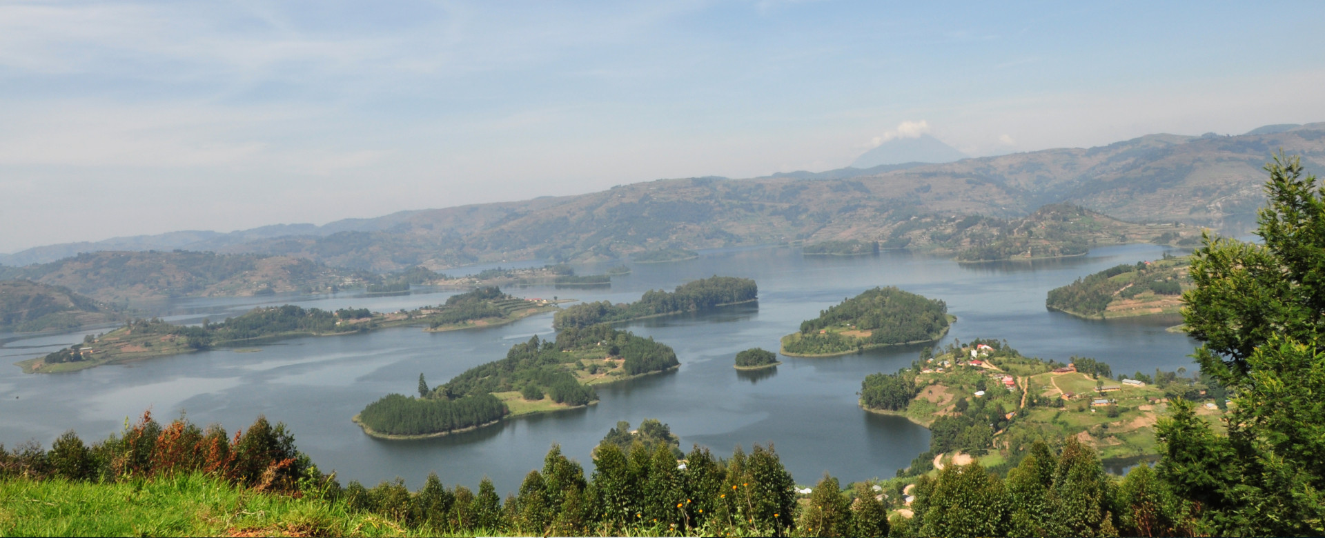 Journey to Wakanda road trip (lake Bunyonyi)